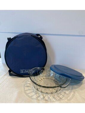 Anchor Hocking Bake ‘N Take 2 Qt Fluted Casserole Dish Lid Insulated Carrier